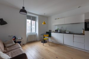 LTDA LOC 0001DUR 01 1